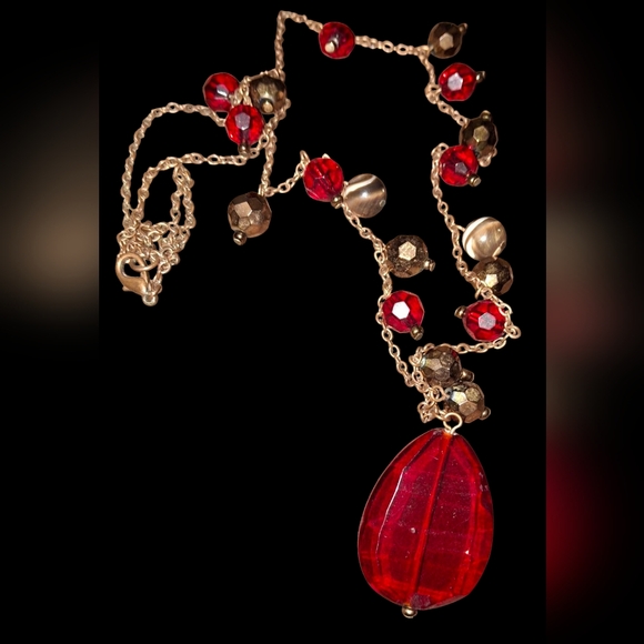Vintage Jewelry - Eye agate & Glass Pendant Station Necklace Red , Brown Gemstone
